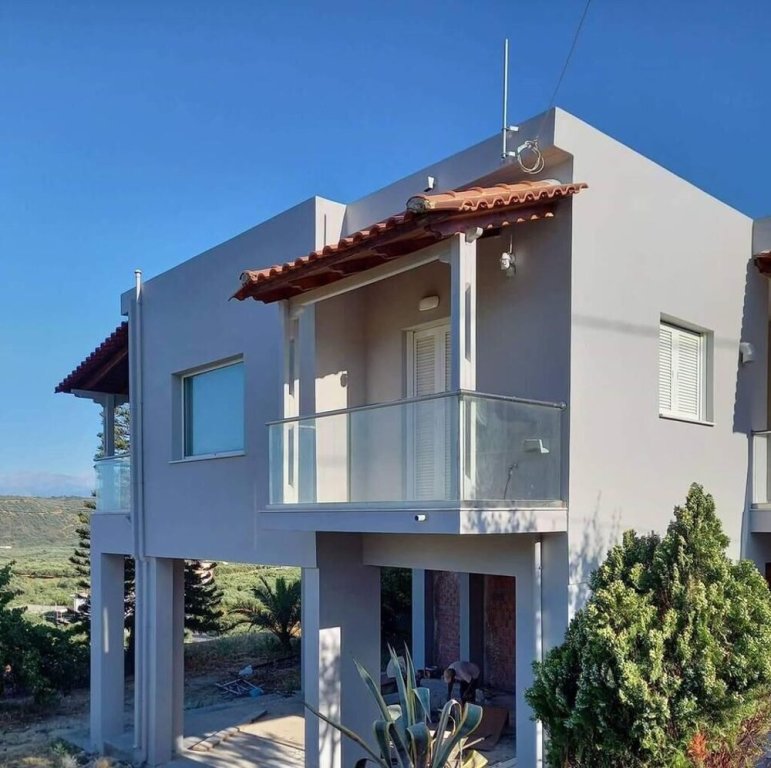 Коттедж Beautiful 3-Bed House in Chania with garden