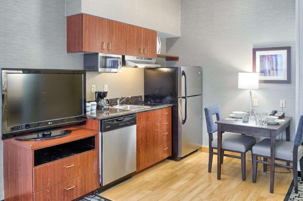 Двухместный люкс c 1 комнатой Homewood Suites by Hilton Mobile
