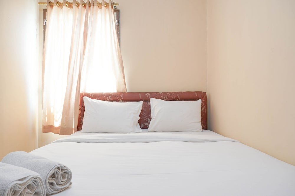 Habitación Estándar Comfort And Cozy 2Br At Gajah Mada Mediterania Apartment