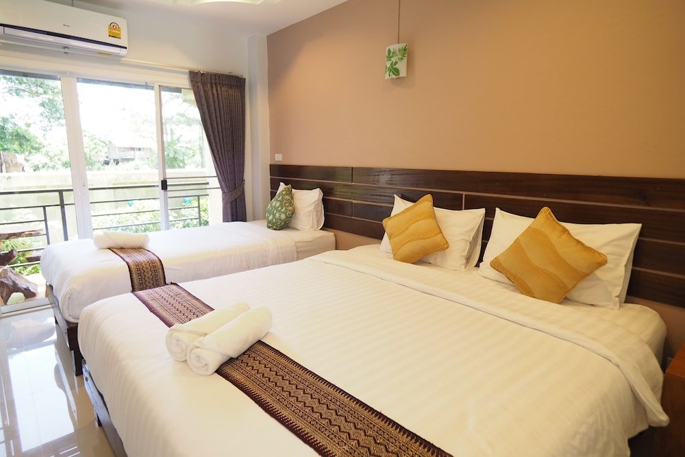 Deluxe triple chambre avec balcon Nan for You Resort