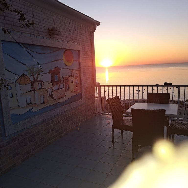 Cabaña 4 habitaciones con balcón Wellness and Relaxing Time in Ischia per 16 People