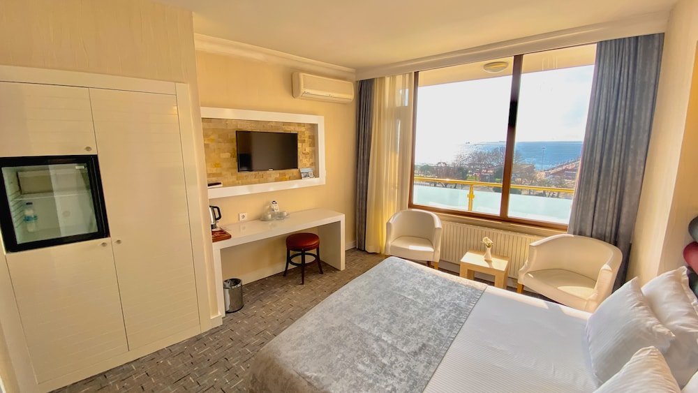 Suite mit Balkon und mit Meerblick Tekirdağ Yat Hotel