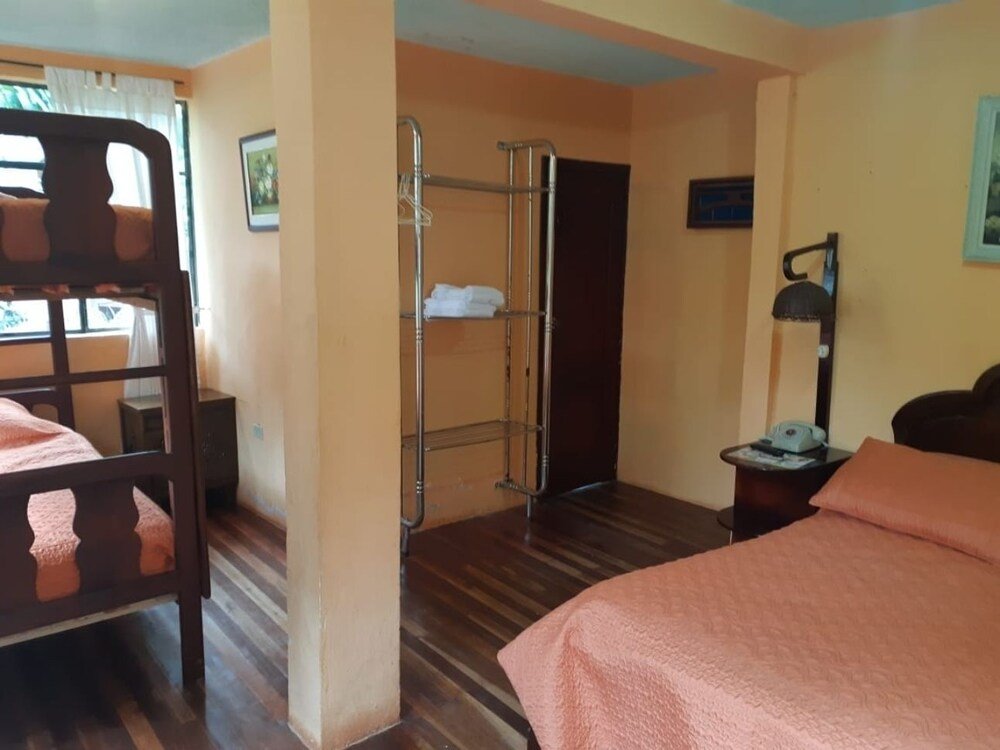 Standard quadruple chambre El Pedron Hotel