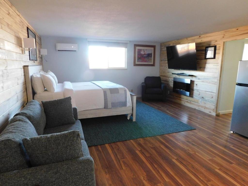 Семейный люкс с 2 комнатами Silver Ridge Lodge