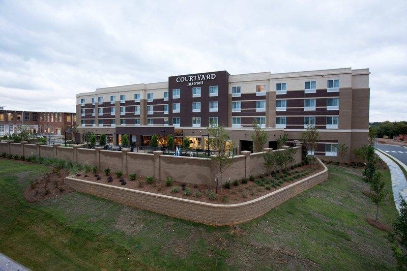 Номер Standard Courtyard by Marriott Starkville MSU at The Mill Conference Center