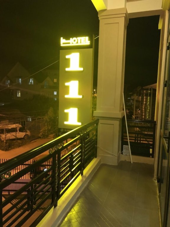 Номер Standard Hotel 111
