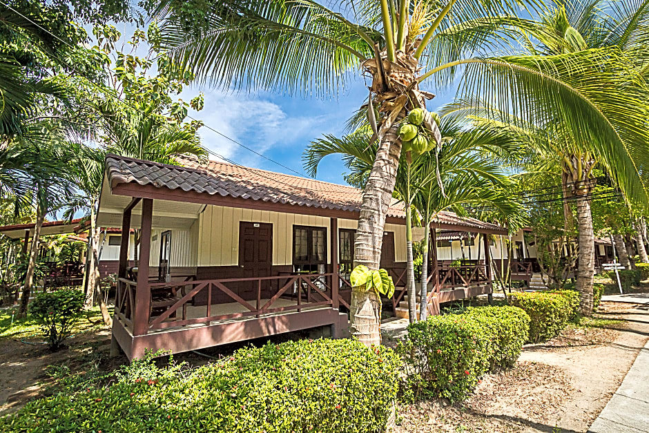 Двухместный номер Superior Coco Palm Beach Resort - SHA Extra Plus