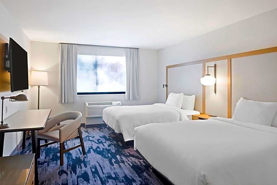 Четырёхместный номер Standard Fairfield Inn & Suites by Marriott San Diego Pacific Beach