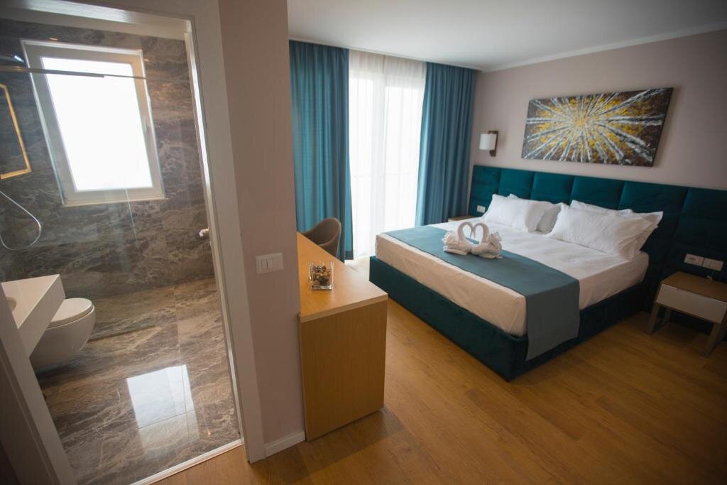 Standard Dreier Zimmer mit Balkon VM Resort & SPA