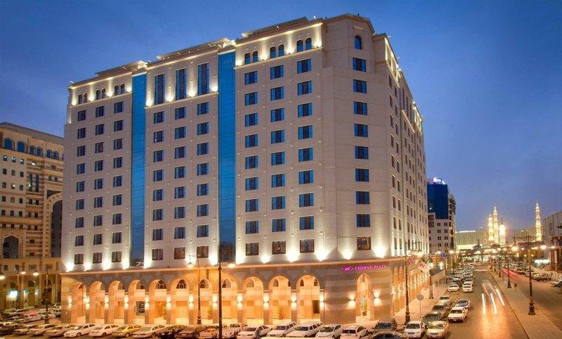 Executive Single room Crowne Plaza Madinah, an IHG Hotel