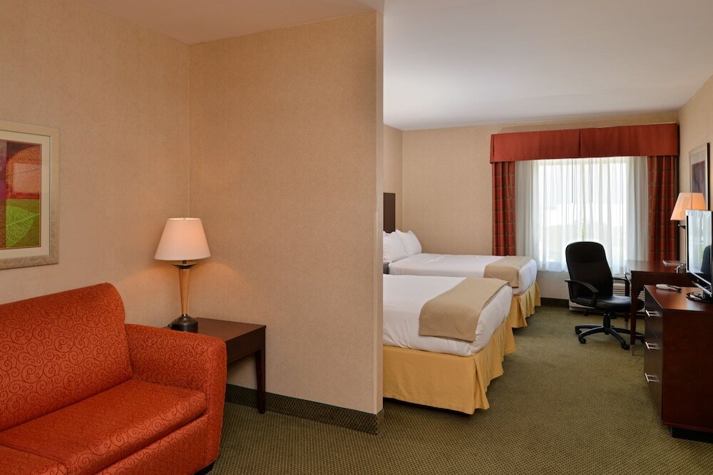 Suite with bay view Holiday Inn Express & Suites - Ocean City, an IHG Hotel