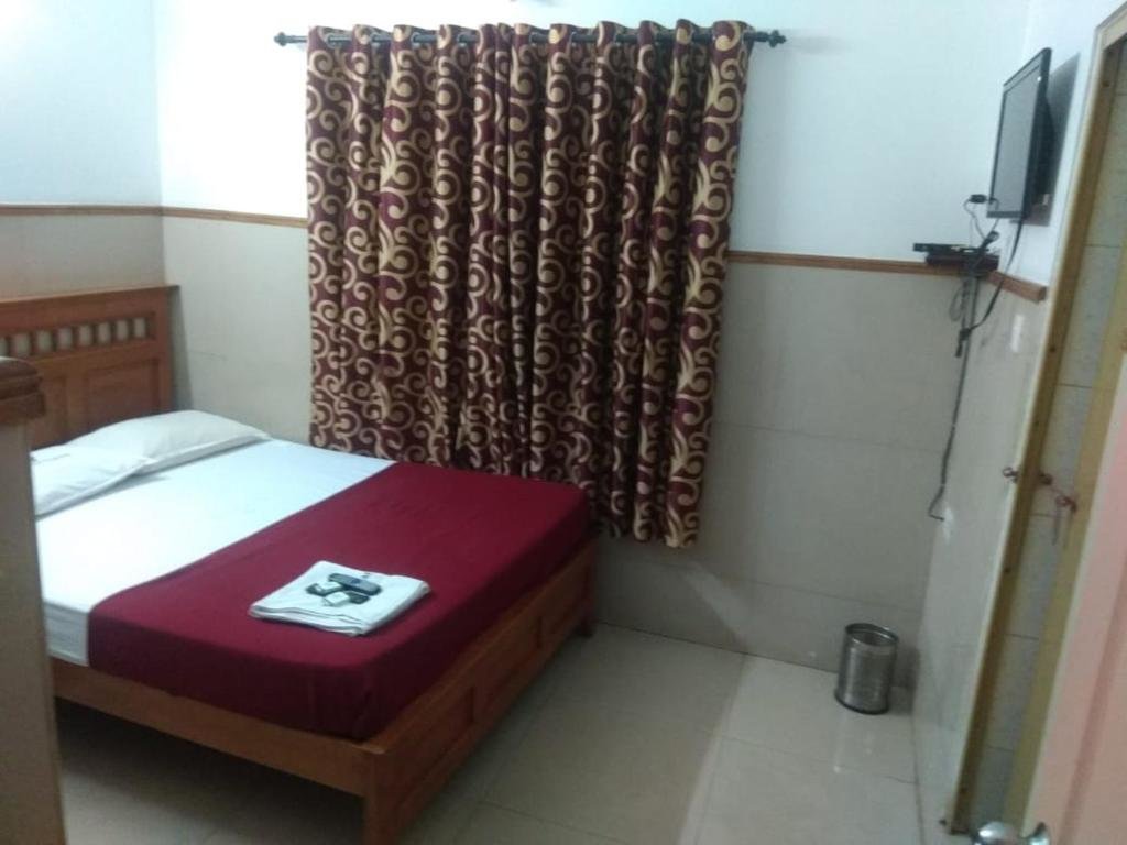 Standard double chambre Krishna Regency by OYO Rooms