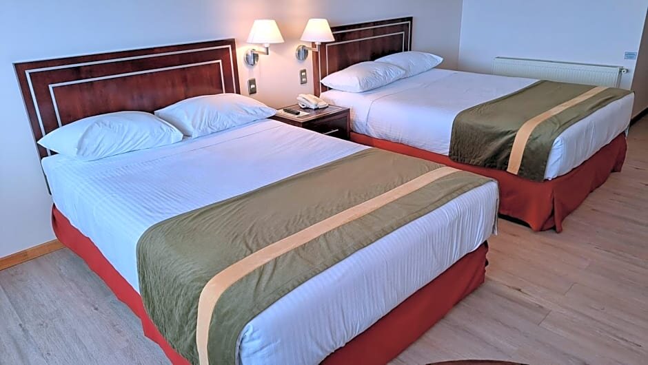 Четырёхместный номер Standard Hotel Diego de Almagro Punta Arenas