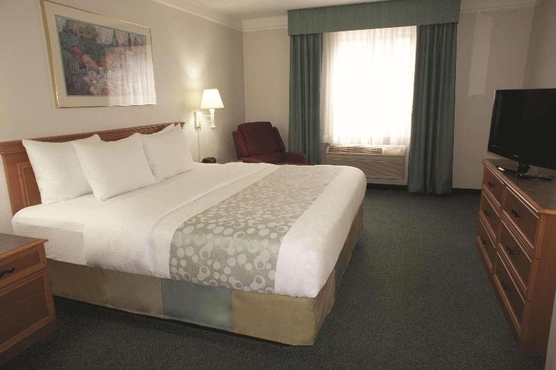 Standard Double room La Quinta Inn by Wyndham Columbus Airport Area