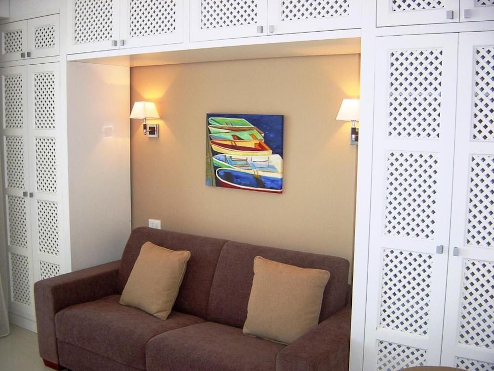 Suite 1 Schlafzimmer mit Balkon und am Strand Taormina Villa Oasis Residence