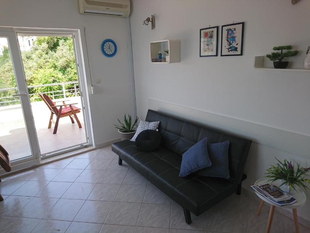 Apartamento Charming modern house with the new swimming pool - apartment Maya 2