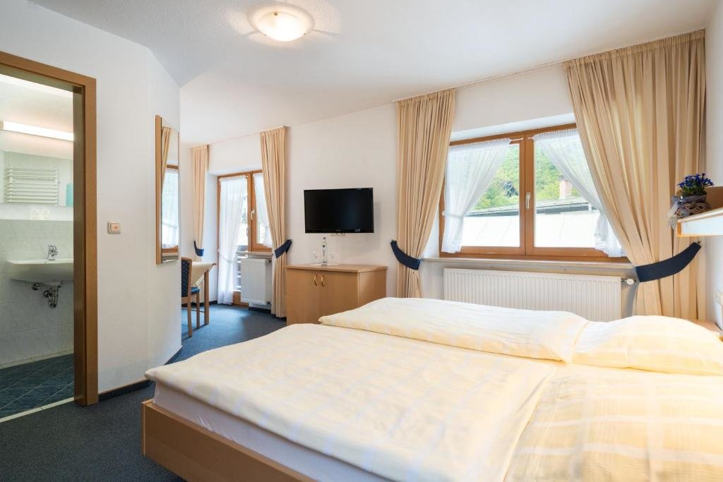 Standard Double room with balcony Hotel Königssee