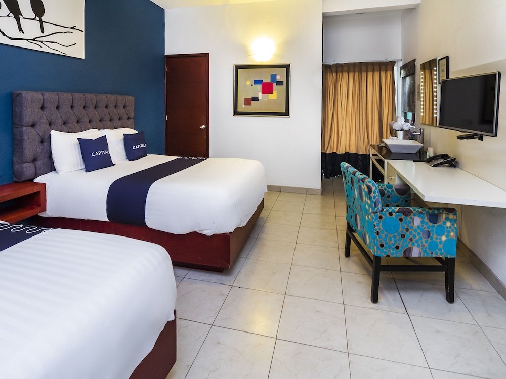 Standard Quadruple room Hotel 522, Puerto Vallarta