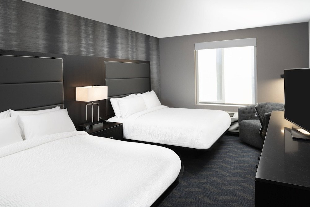 Четырёхместный номер Standard Fairfield Inn & Suites by Marriott Boston Logan Airport/Chelsea