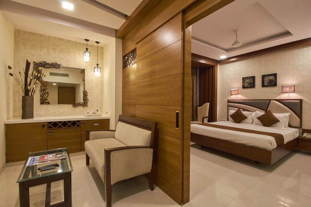 Двухместный люкс GSR Hotel Meghalaya