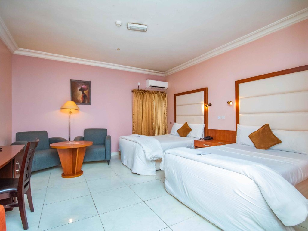 Standard Zimmer Denis Hotel Abuja