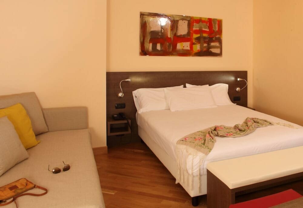 Standard triple chambre Hotel & Spa Villa Mercede