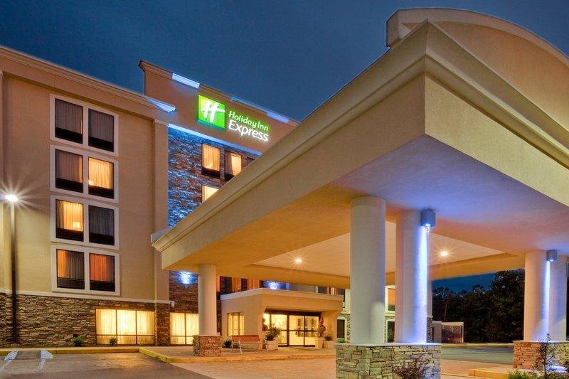Standard Single room Holiday Inn Express Wilkes Barre East, an IHG Hotel
