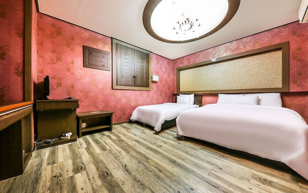 Standard room Hongseong Joy Motel