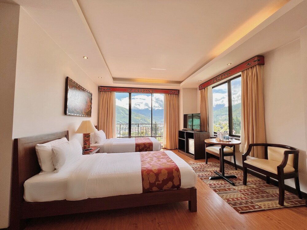 Executive room with balcony and with city view Khang Residency