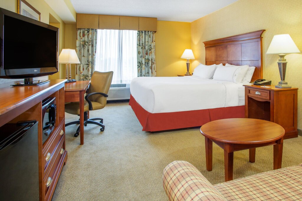 Двухместный номер Standard Holiday Inn Express & Suites Bloomington, an IHG Hotel