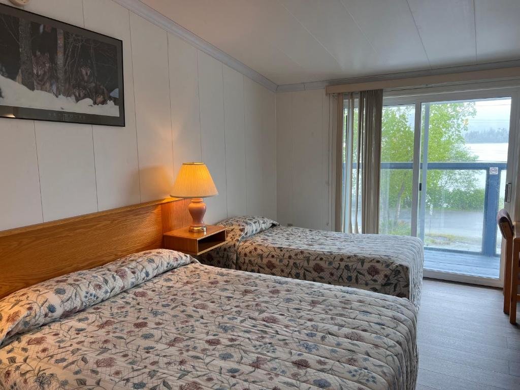 Standard double chambre avec balcon Sea Raven Motel