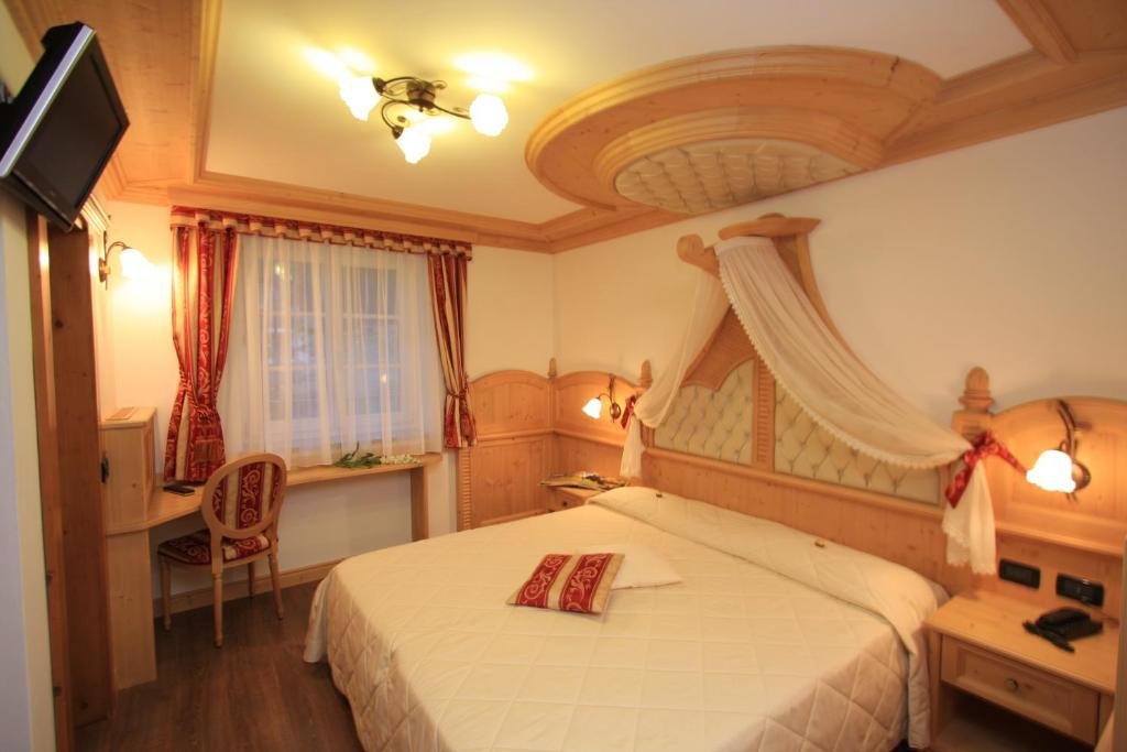 Standard Doppel Zimmer Garnì Val de Costa