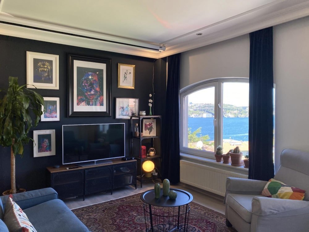 Appartamento Flat With Bosphorus View and Backyard in Uskudar