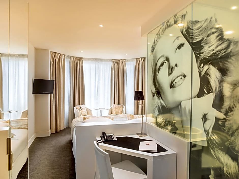 Standard chambre Hotel Renoir