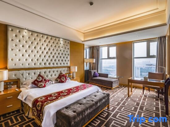 Suite Deluxe Guest Hotel Of Luohe