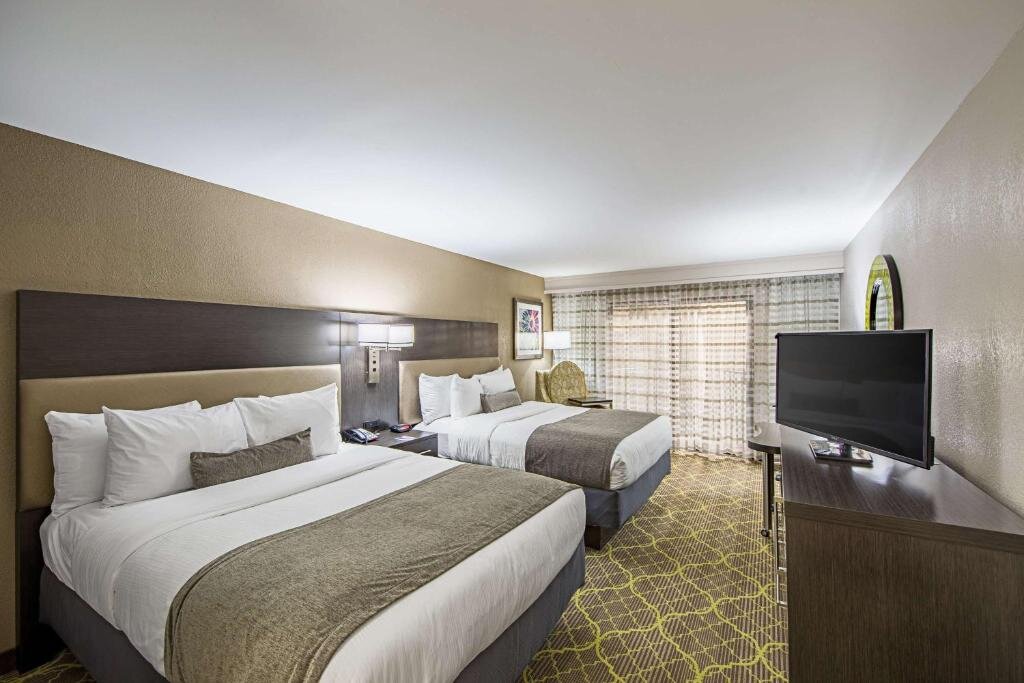 Двухместный номер Standard Best Western Plus Clemson Hotel & Conference Center