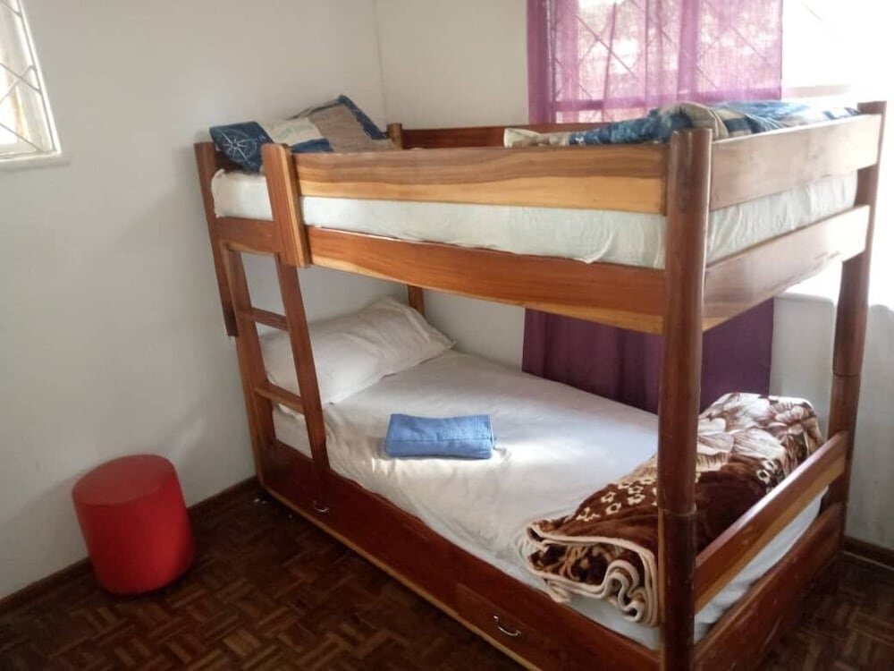 Cama en dormitorio compartido (dormitorio compartido femenino) Backpackers Lusaka