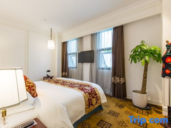 Люкс Superior The Bamboo Hotel Hong Qiao Airport