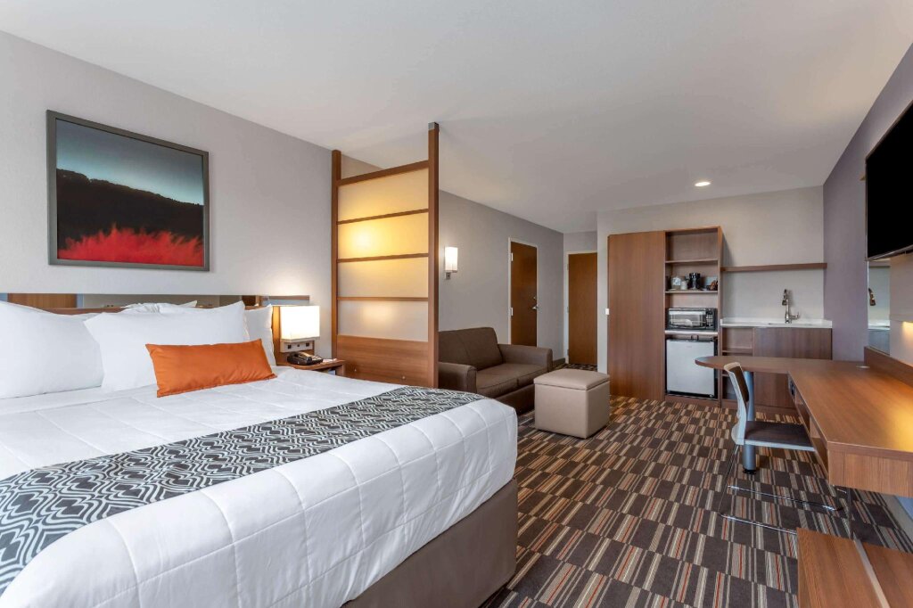 Двухместная  студия люкс Microtel Inn & Suites by Wyndham Niagara Falls