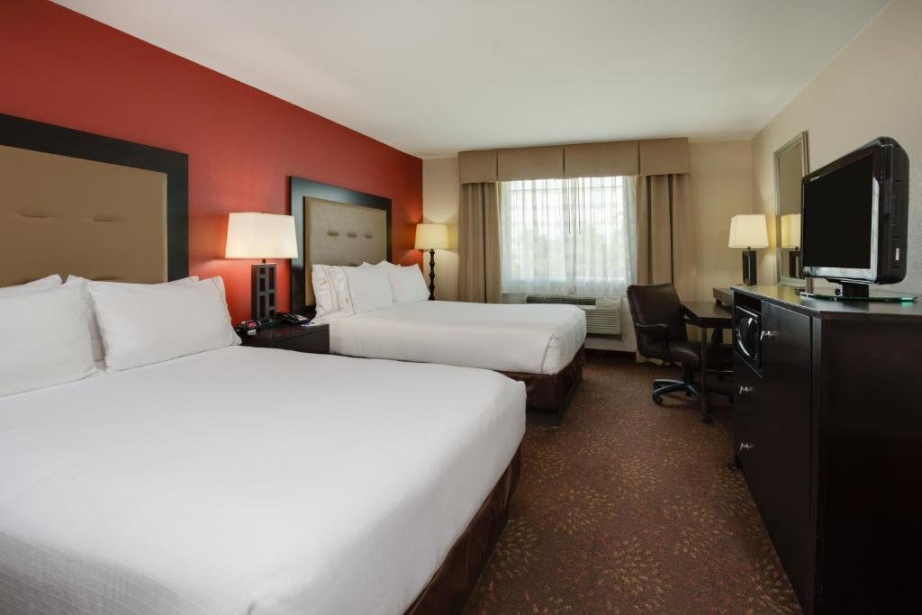 Двухместный номер Standard Holiday Inn Express Harvey-Marrero, an IHG Hotel