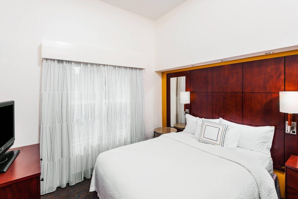 2 Bedrooms Suite Residence Inn Orlando Airport