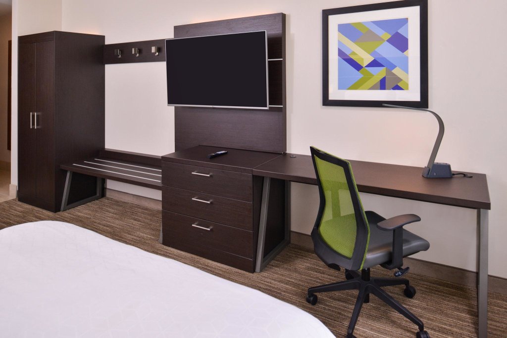 Standard Vierer Zimmer Holiday Inn Express & Suites Mall of America - MSP Airport, an IHG Hotel