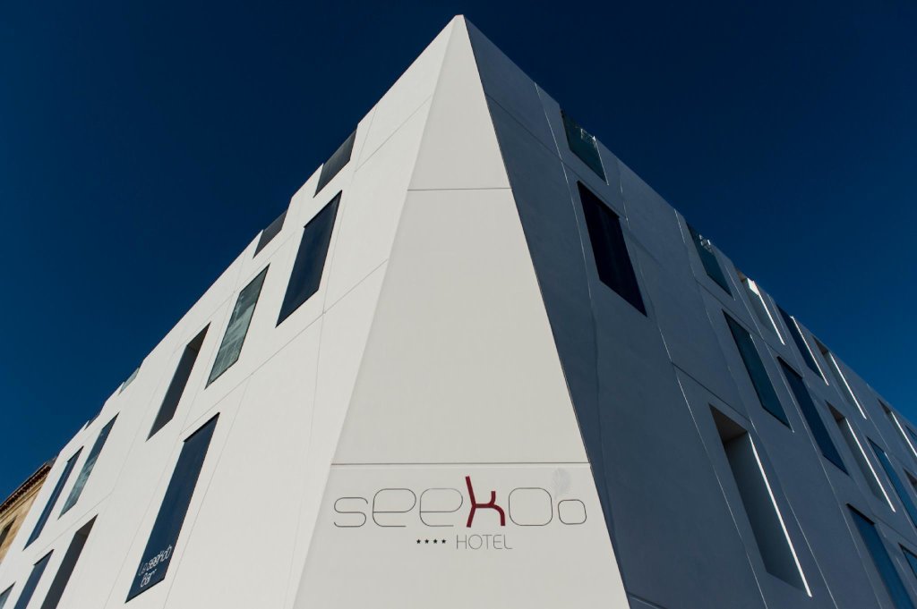 Четырёхместный номер Standard Seeko'o Hotel Bordeaux