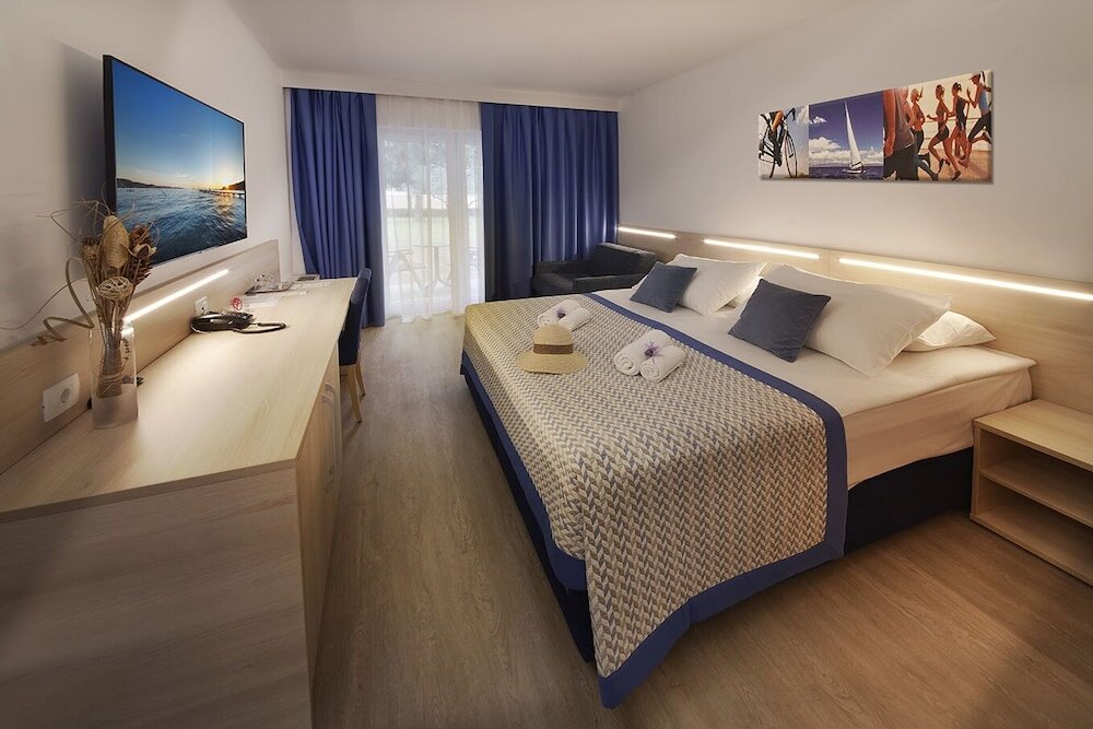 Двухместный номер Standard с балконом Villa Cedra - Hotel & Resort Adria Ankaran