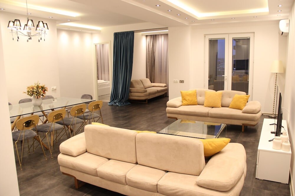 Apartamento Superior 4 habitaciones con vista a la ciudad Maxela Hotel & Suites