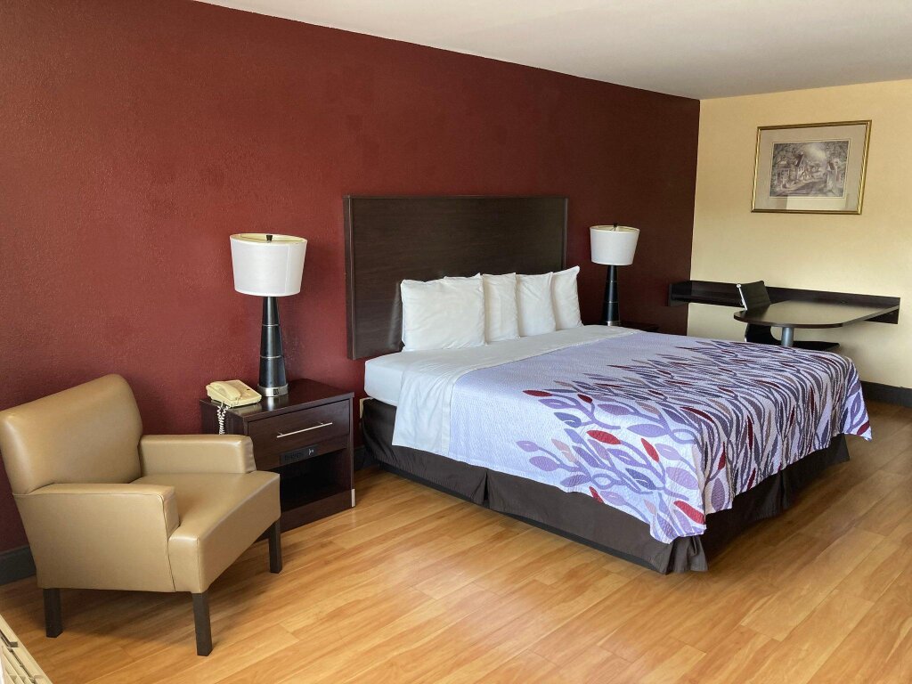 Номер Superior Red Roof Inn & Suites Cleveland, TN