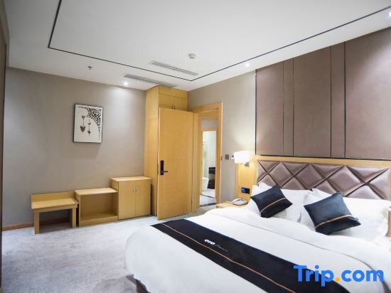 Suite West Sichuan Pearl Hotel