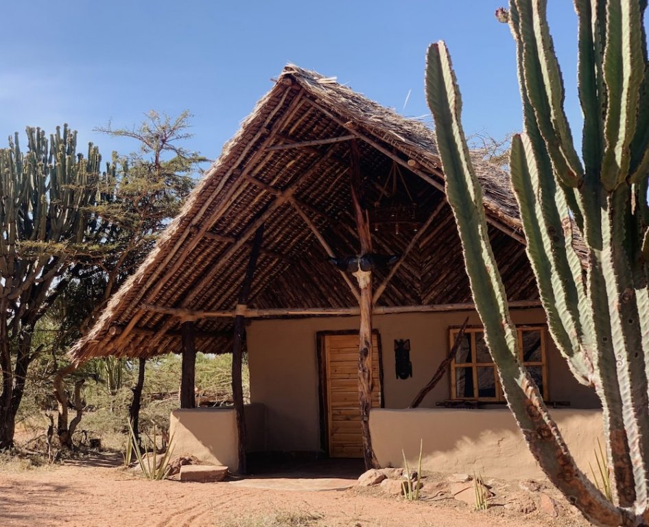 Luxury Single room Maji Moto Maasai Cultural Camp
