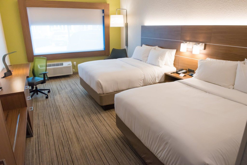 Standard Doppel Zimmer Holiday Inn Express Hotel & Suites Goshen, an IHG Hotel