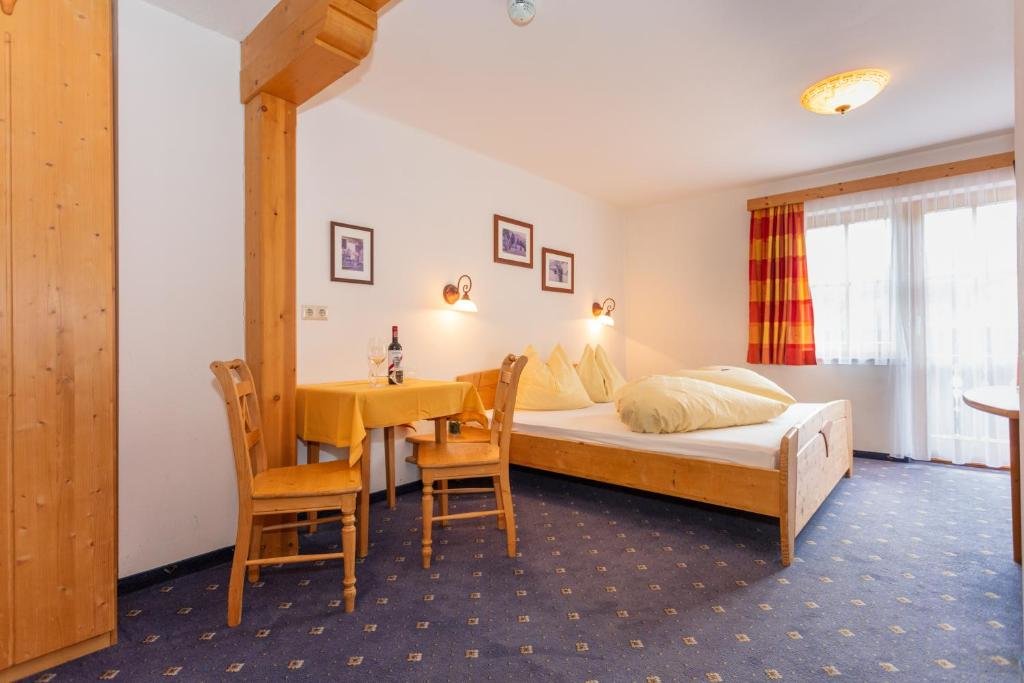 Standard Double room Pension Seighof